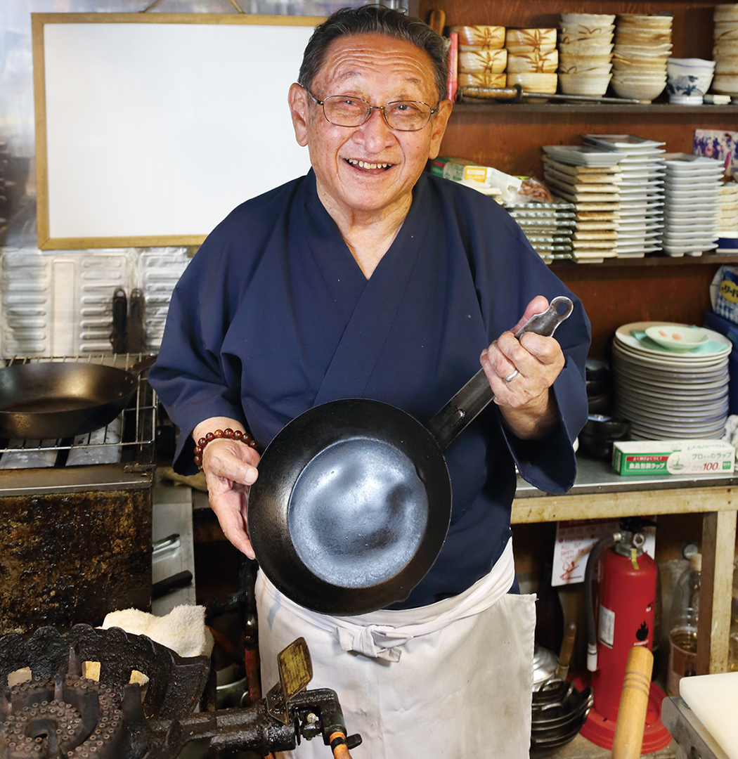 店の看板メニューを支える原点のフライパンの画像