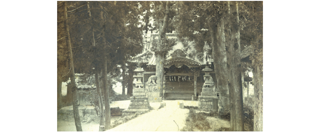 優美な彫刻が施されていた焼失前の本殿
