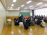 卒業を祝うおはなし会3