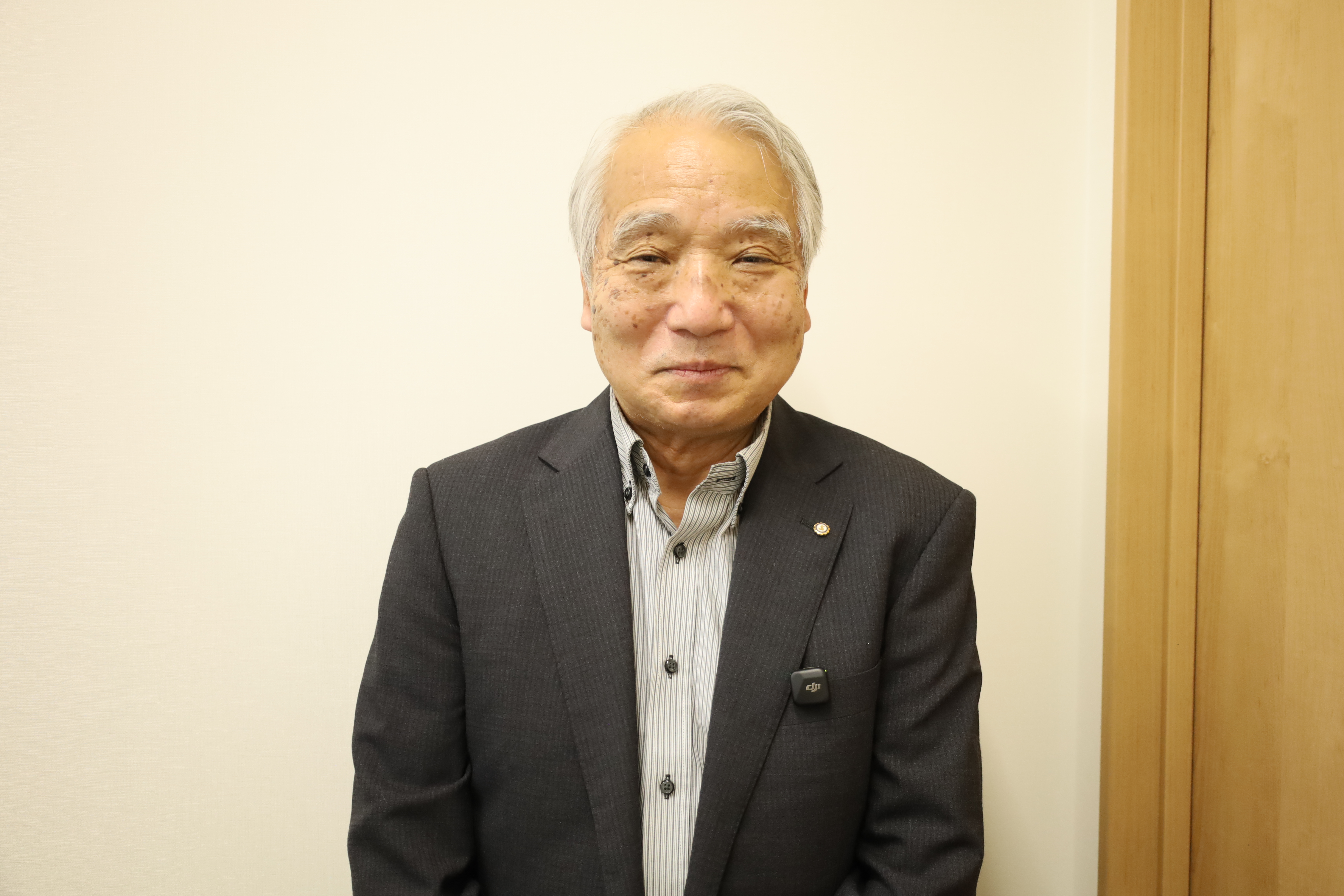 鈴木会長の写真　正面