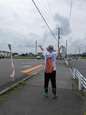 ミニストップの前