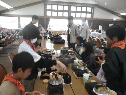 昼食