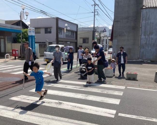 ゴミ拾い（道路）