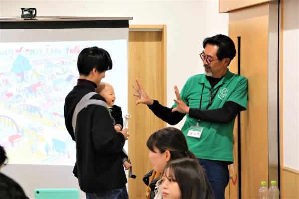 赤ちゃんもにっこり